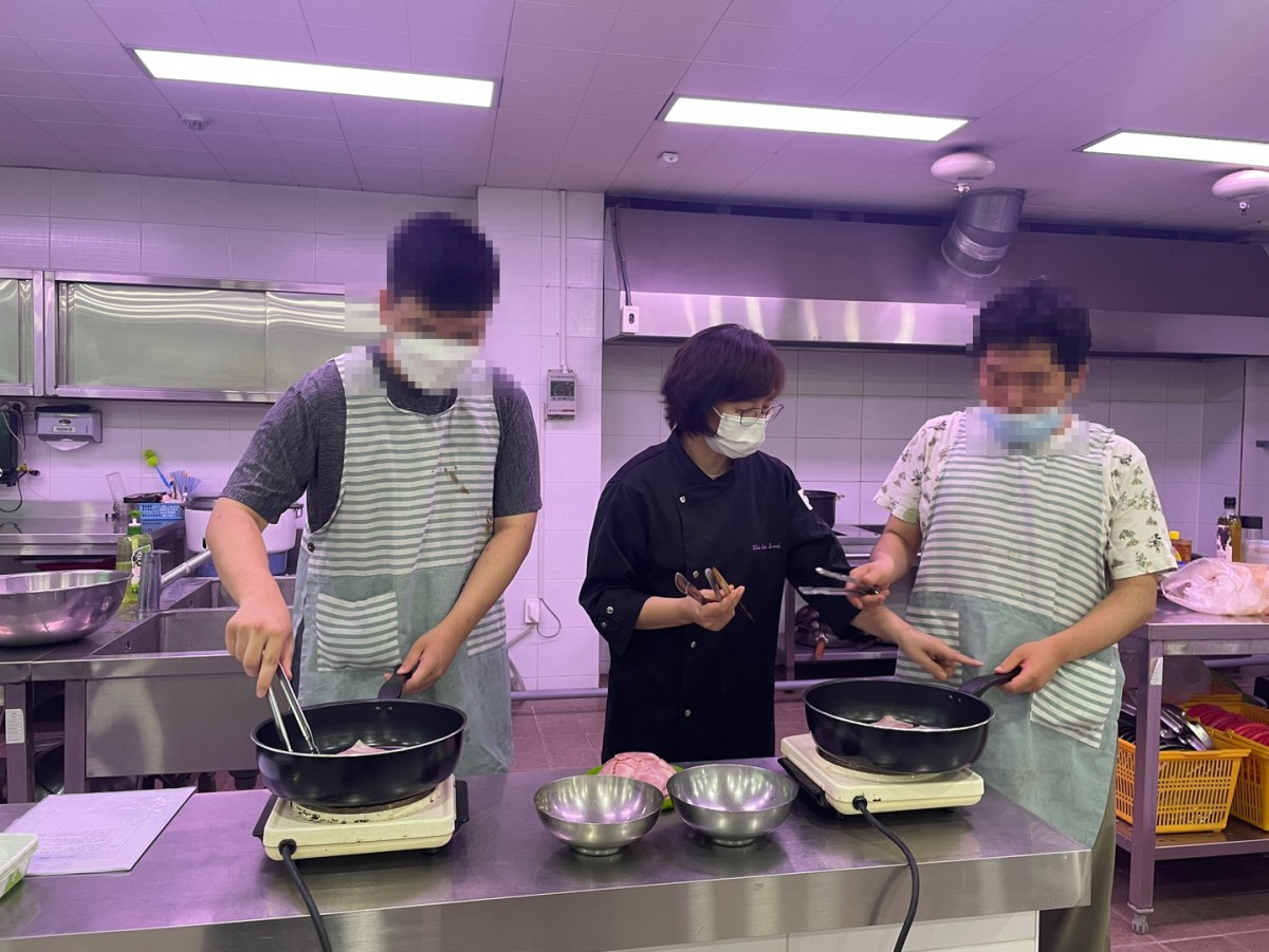 [꾸미기]KakaoTalk_20220528_170649162_04.jpg